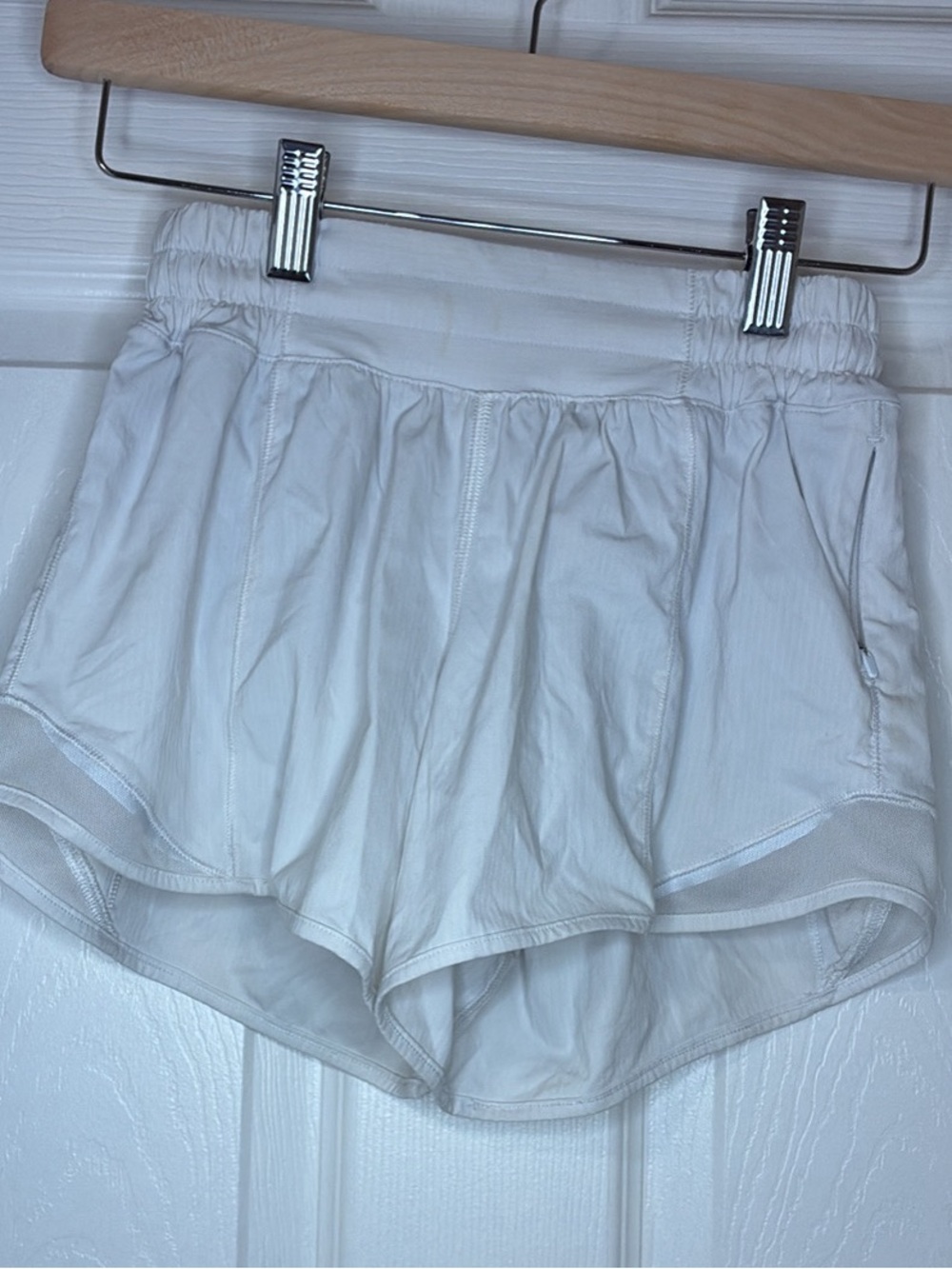 lululemon athletica White Athletic Shorts with Elastic Waist